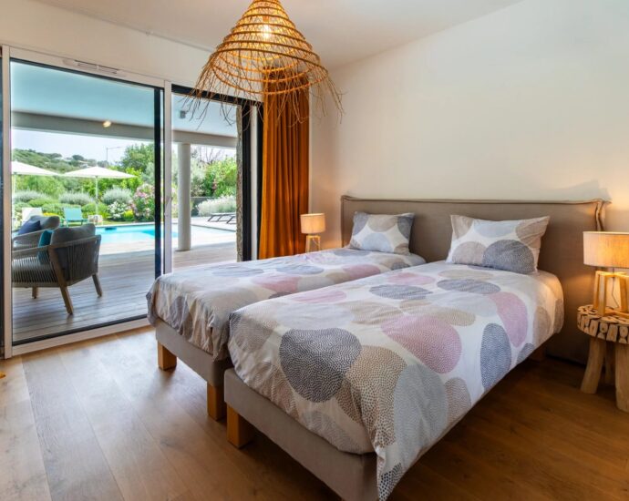 Domaine d&rsquo;Arasu, Villa vue mer panoramique, 4 chambres, piscine chauffée, proche plage