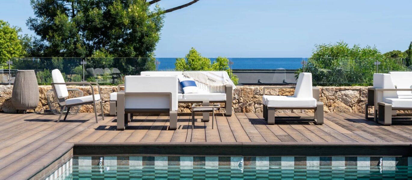 Caramontino, Villa-Hotel with Sea View, 8 Bedrooms with Private Pools, Swimming Pool, Walking Distance to the Beach