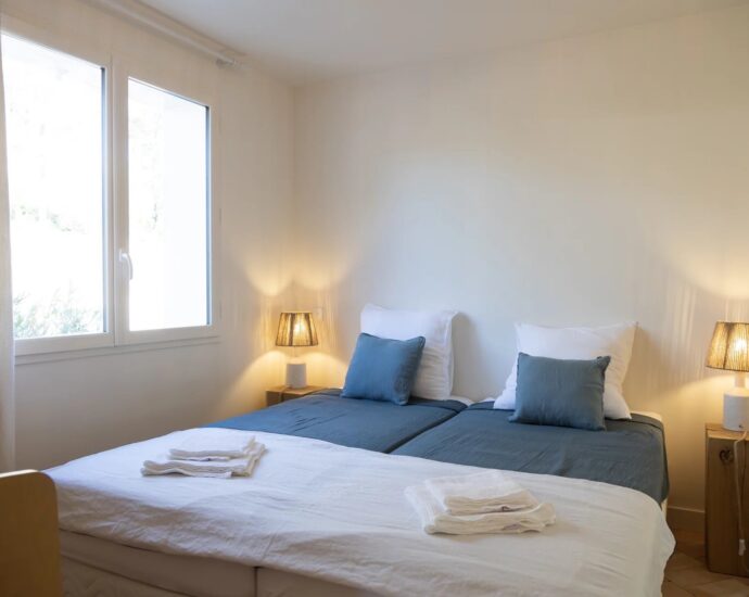 Sagone, Villa  6 chambres, pied dans l&rsquo;eau, RL352 Casa Palmyra