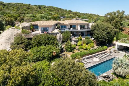 Bonifacio, Cala Longa, Villa vue mer panoramique, 6 chambres, piscine, spa, jacuzzi, proche plage