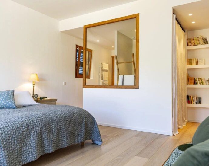 Pigna, villa d&rsquo;architecte, 4 chambres, vue village et montagne