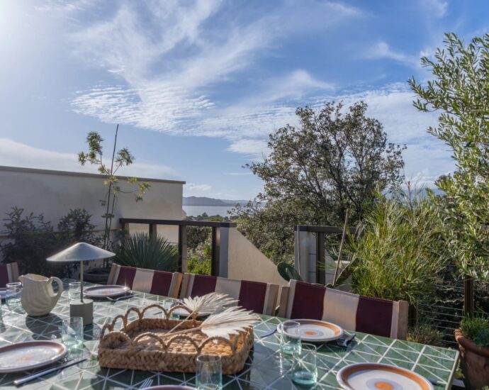 Cala Rossa Estate, 5-bedroom villa, pool, close to the beach