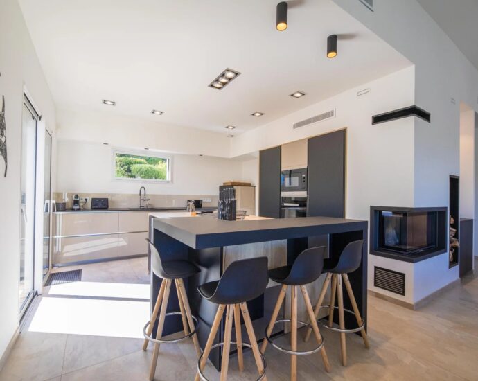 Domaine d&rsquo;Arasu, Villa vue mer panoramique, 4 chambres, piscine chauffée, proche plage