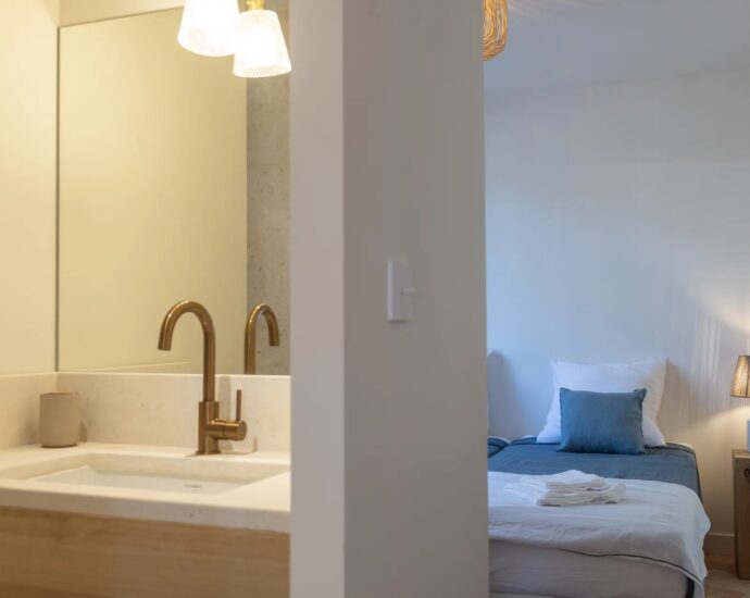 Sagone, Villa  6 chambres, pied dans l&rsquo;eau, RL352 Casa Palmyra