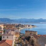 Exclusivité, Ajaccio, Appartement dans résidence privée, T2, terrasses, plage à pied