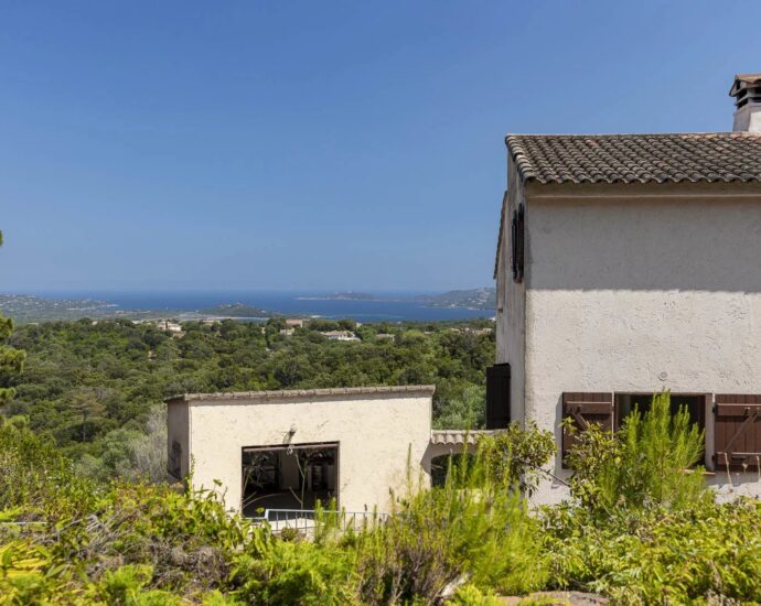 Porto-Vecchio, 8 Bedroom Villa, Sea View