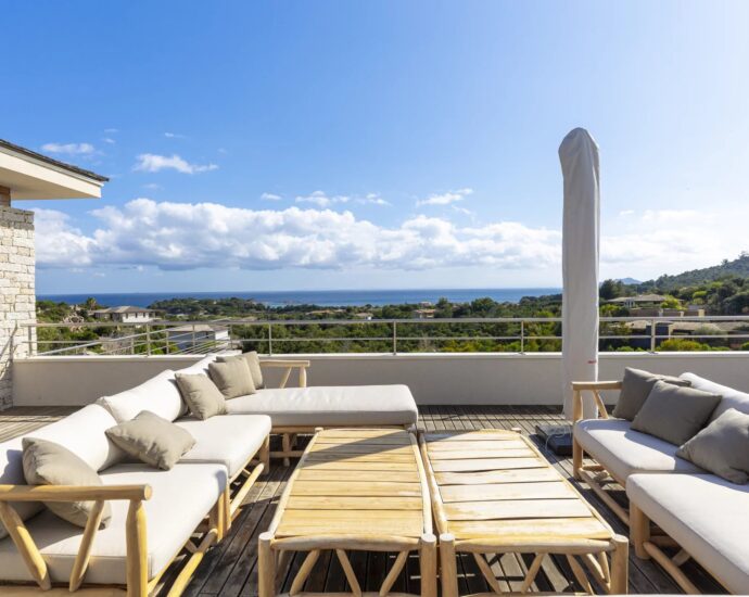 Porto-Vecchio, Palombaggia, Panoramic Sea View Villa, 7 Bedrooms, Gym, Heated Pool, Walking Distance to the Beach