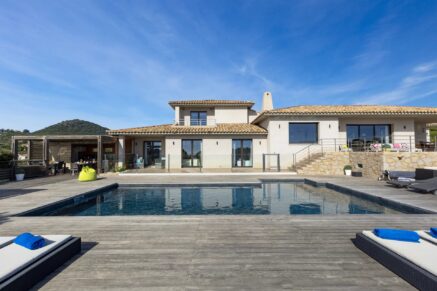 Porto vecchio, Palombaggia, villa 5 chambres, vue mer, piscine et proche plage