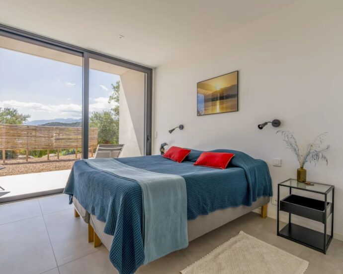 Arasu, villa 4 chambres, piscine, Casa Alivu RL307