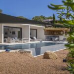 Arasu, villa 4 chambres, piscine, Casa Alivu RL307