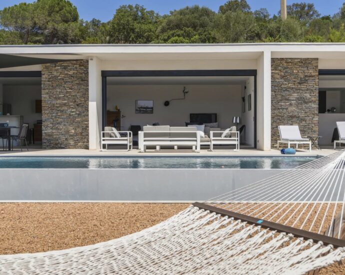 Arasu, villa 4 chambres, piscine, Casa Alivu RL307