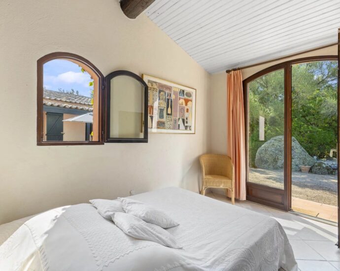 Cala Rossa, villa, 4 bedrooms, pool, sea view and mountains view