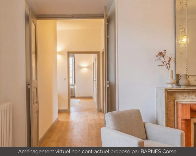 Bastia, Boulevard Paoli, Appartement, 4 chambres, 10 pièces, aperçu mer, proche plages