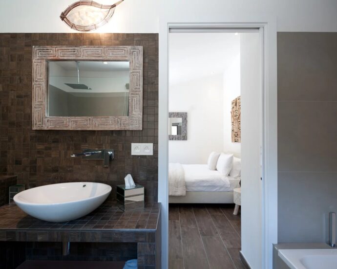 Porto-Vecchio, Villa with Panoramic Sea View, 4 Bedrooms, Pool, Close to the Beach