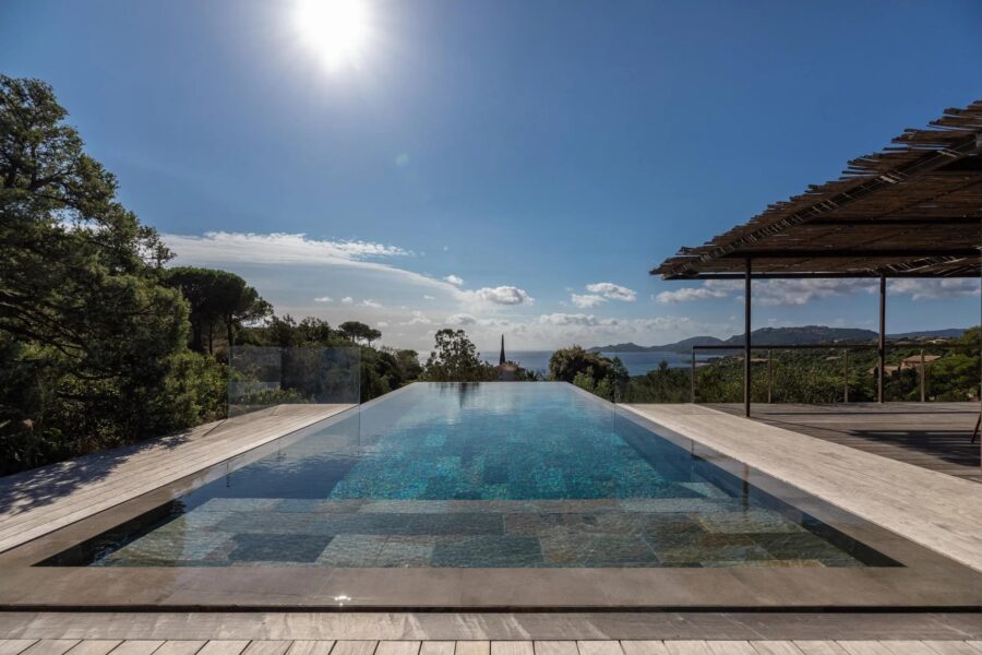 Porto-Vecchio, Palombaggia, 4 Bedroom Villa with Pool, Sea View and Close to the Beach