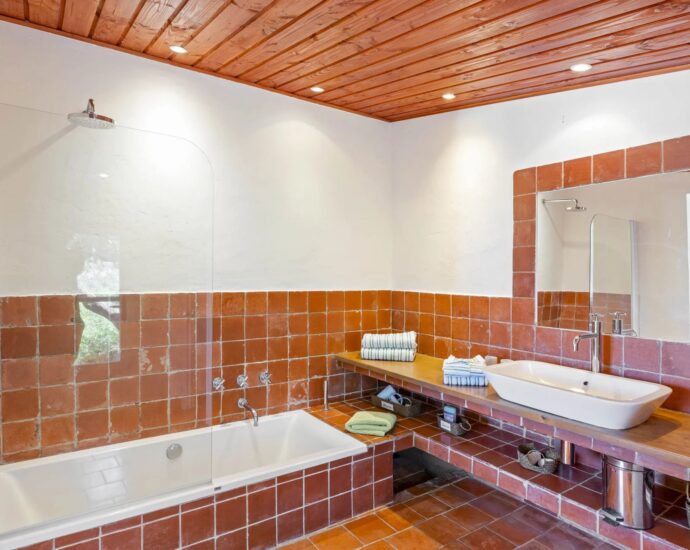 Bonifacio, Piantarella,  Propriété vue mer panoramique, 5 chambres, piscine chauffée et proche plage