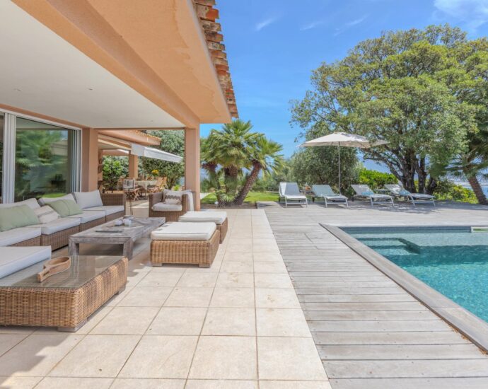 Ajaccio, Salario, Villa vue mer, 4 Chambres, Piscine, proche plage