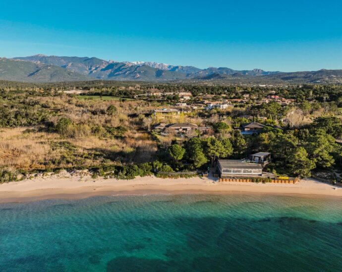 Cala Rossa beach, 6 rooms, pool, right on the water, RL351 Alzu di Cala Rossa