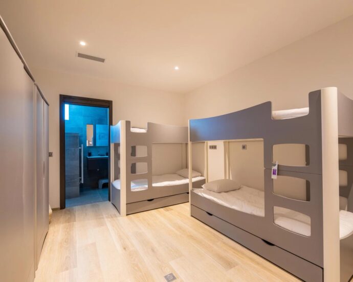 Saint-Cyprien, 7 bedroom, panoramic sea view, swimmingpool,