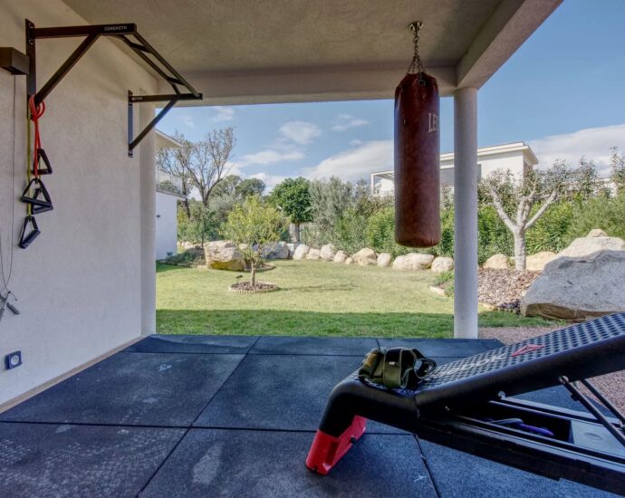 Porto-Vecchio, Arasu, Villa plage à pied, 4 chambres, piscine, domaine privé, aperçu mer