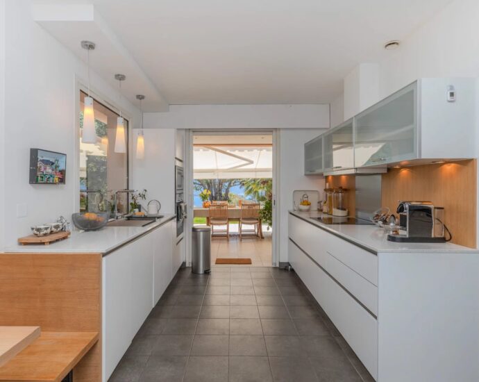 Ajaccio, Salario, Villa vue mer, 4 Chambres, Piscine, proche plage