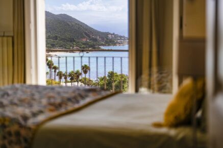 Ajaccio, Exclusivité, Villa, 5 chambres, vue mer panoramique, piscine, plage à pieds