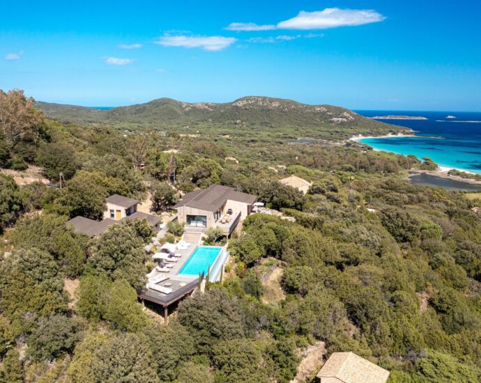 Porto-Vecchio, Palombaggia, Panoramic Sea View Villa, 6 Bedrooms, Heated Pool, Walking Distance to Beach