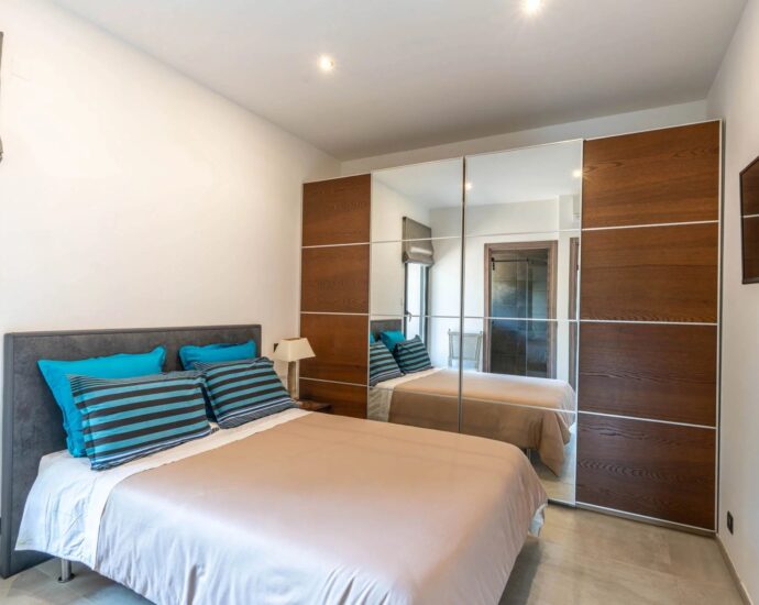 Exclusivité, Pinarello, Villa vue mer, 4 chambres, piscine, plage à pied