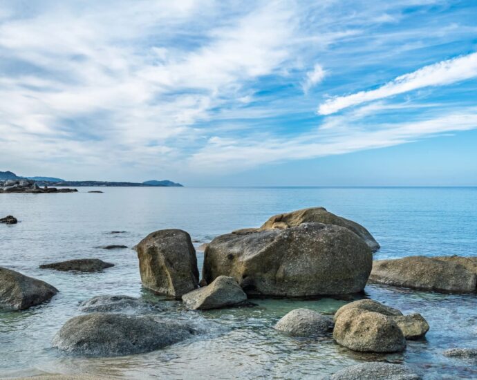 Marine de Davia, villa 4 chambres, vue mer, plage à pied