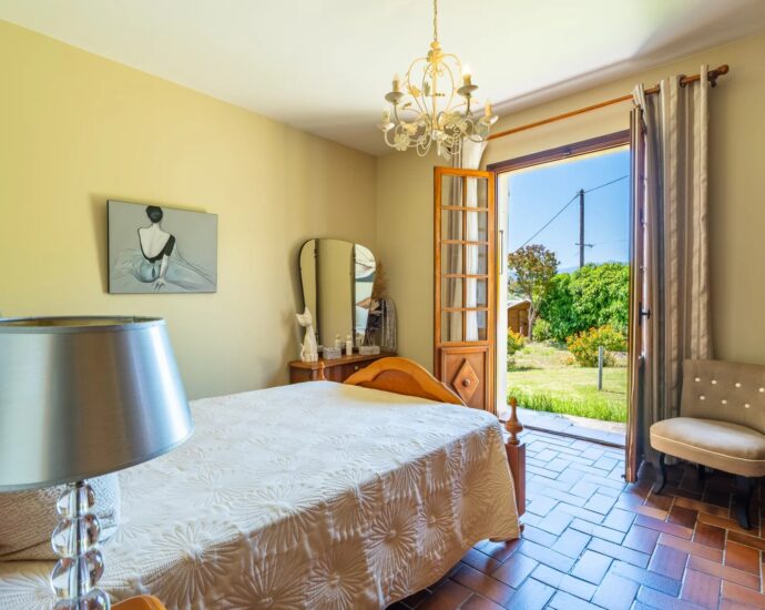 Saint Florent, Villa 5 chambres, proche plage et centre-ville