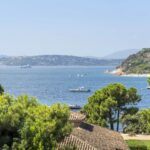 Porto-Vecchio, Domaine de Cala Rossa, villa 6 bedrooms, swimming pool and beach at walking distance