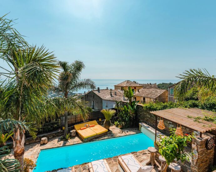 Erbalunga, 4 bedroom villa, panoramic sea view, pool