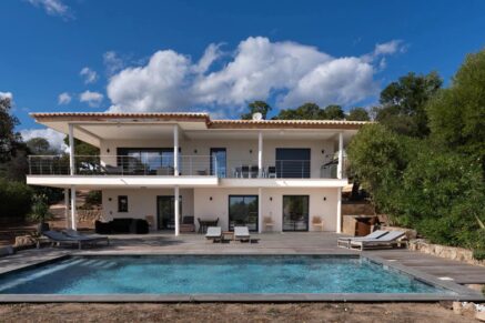 Exclusivité, Pinarello, Villa vue mer, 4 chambres, piscine, plage à pied