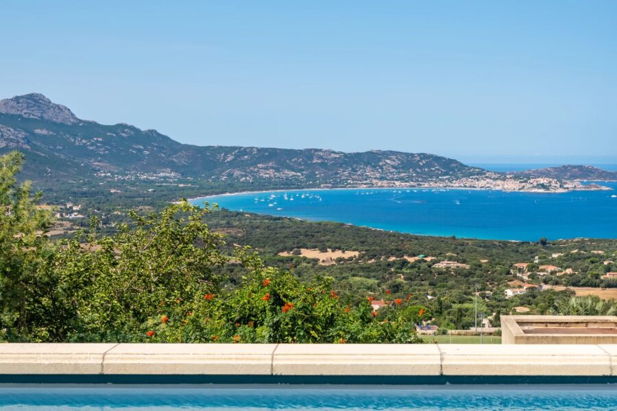 Lumio, Maison de Maître, 9 chambres, vue panoramique mer et village, piscine, proche plage