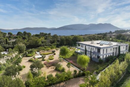 Porto Vecchio, Cala Rossa, villa 7 Chambres, piscine, plage à pied, vue mer
