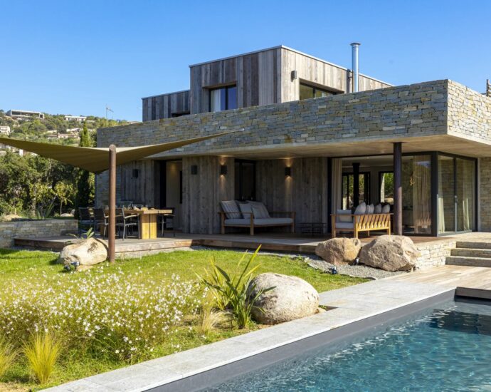 Arasu, villa 4 chambres, piscine chauffée, vue montagnes, proche plage