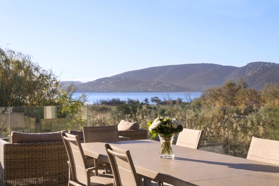 Porto Vecchio, Cala Rossa, 7 bedrooms villa, Pool, close to the beach, Sea views