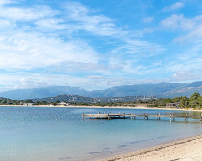 Exceptional, in the Cala Rossa area, 2 semi-detached villas, waterfront