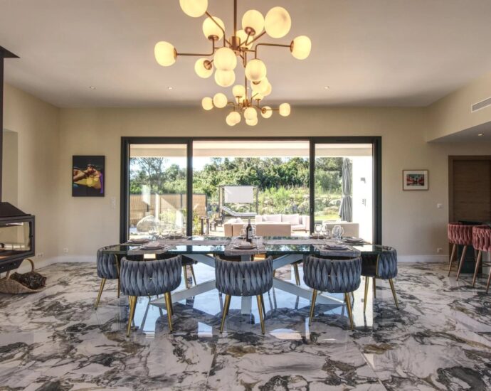 Porto-Vecchio, Arasu, Villa plage à pied, 4 chambres, piscine, domaine privé, aperçu mer