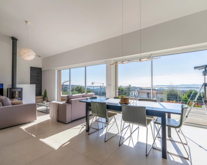 Porto -Vecchio, Arasu, Cirindinu, Villa vue mer panoramique, 3 chambres, piscine chauffée, proche plage