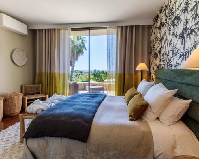 Domaine privé de Punta d&rsquo;Arasu, villa 8 chambres, plage à pied et vue mer