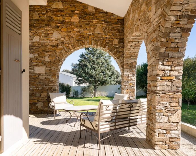 Cap Corse, Sisco, Villa vue montagnes, 5 chambres, piscine, proche plage