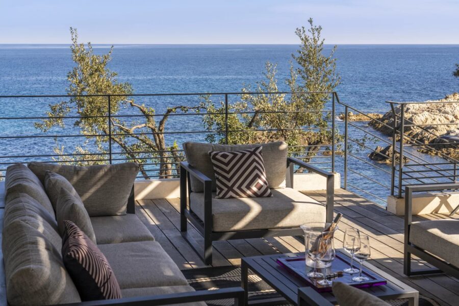 Côte des Nacres, Canella, Villa pied dans l&rsquo;eau, 5 chambres, piscine, vue mer panoramique, accès privé mer