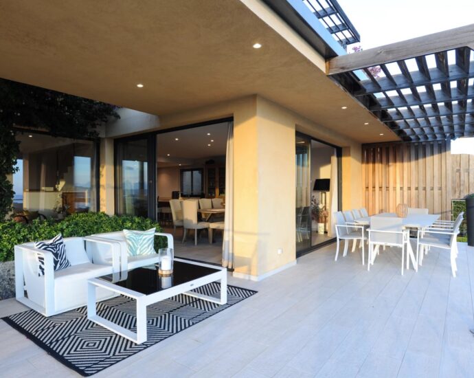 Porto vecchio, Arasu/Cirindinu, villa 5 chambres, piscine et vue mer