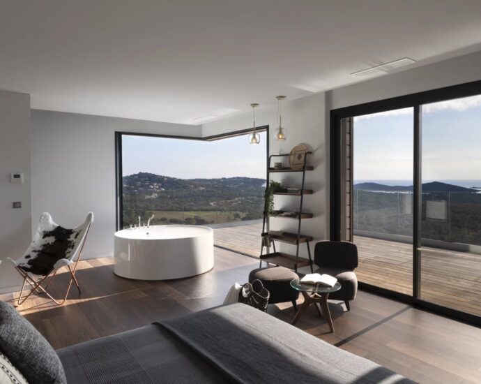 Saint-Cyprien, villa 7 bedrooms, panoramic sea view, pool