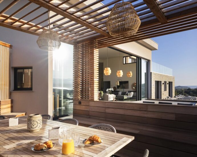 Saint-Cyprien, villa 7 bedrooms, panoramic sea view, pool