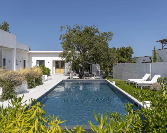 Exclusivité, Sainte-Lucie de Porto-Vecchio, Villa contemporaine, 4 chambres, piscine, aperçu mer, proche plage