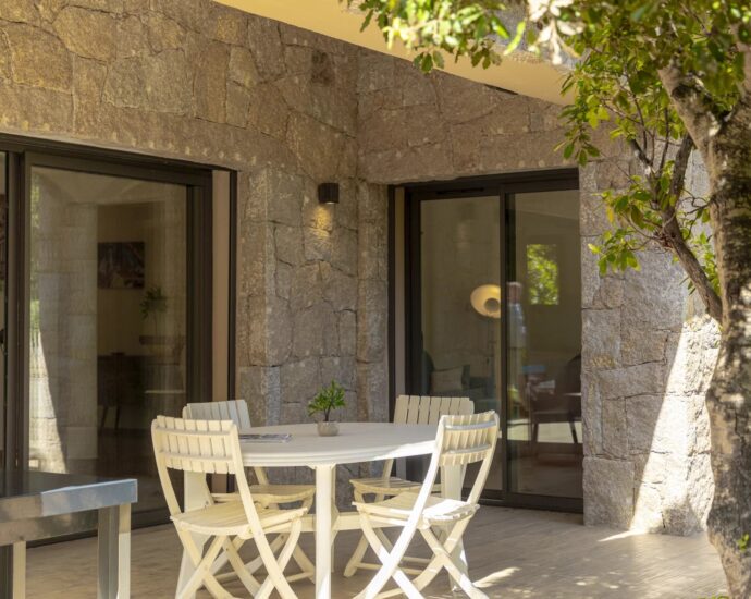 Porto Vecchio, Domaine de Cala Rossa, villa 2 chambres, proche plage