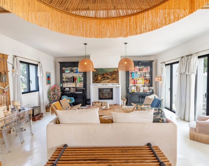 Exclusivité, Sainte-Lucie de Porto-Vecchio, Villa contemporaine, 4 chambres, piscine, aperçu mer, proche plage