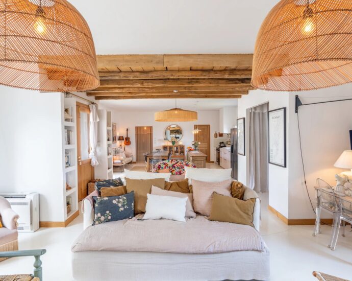 Exclusivité, Sainte-Lucie de Porto-Vecchio, Villa contemporaine, 4 chambres, piscine, aperçu mer, proche plage